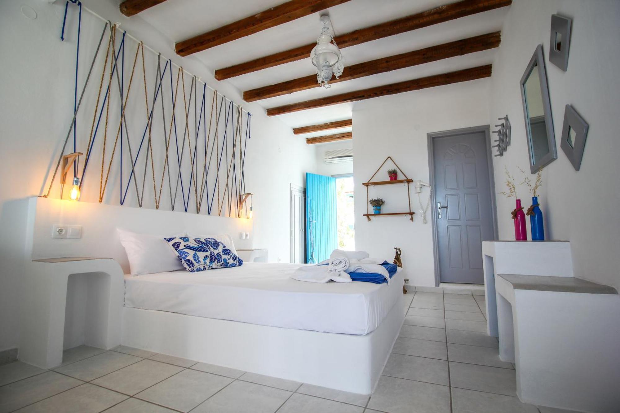 Camares Hotel Alopronia Buitenkant foto