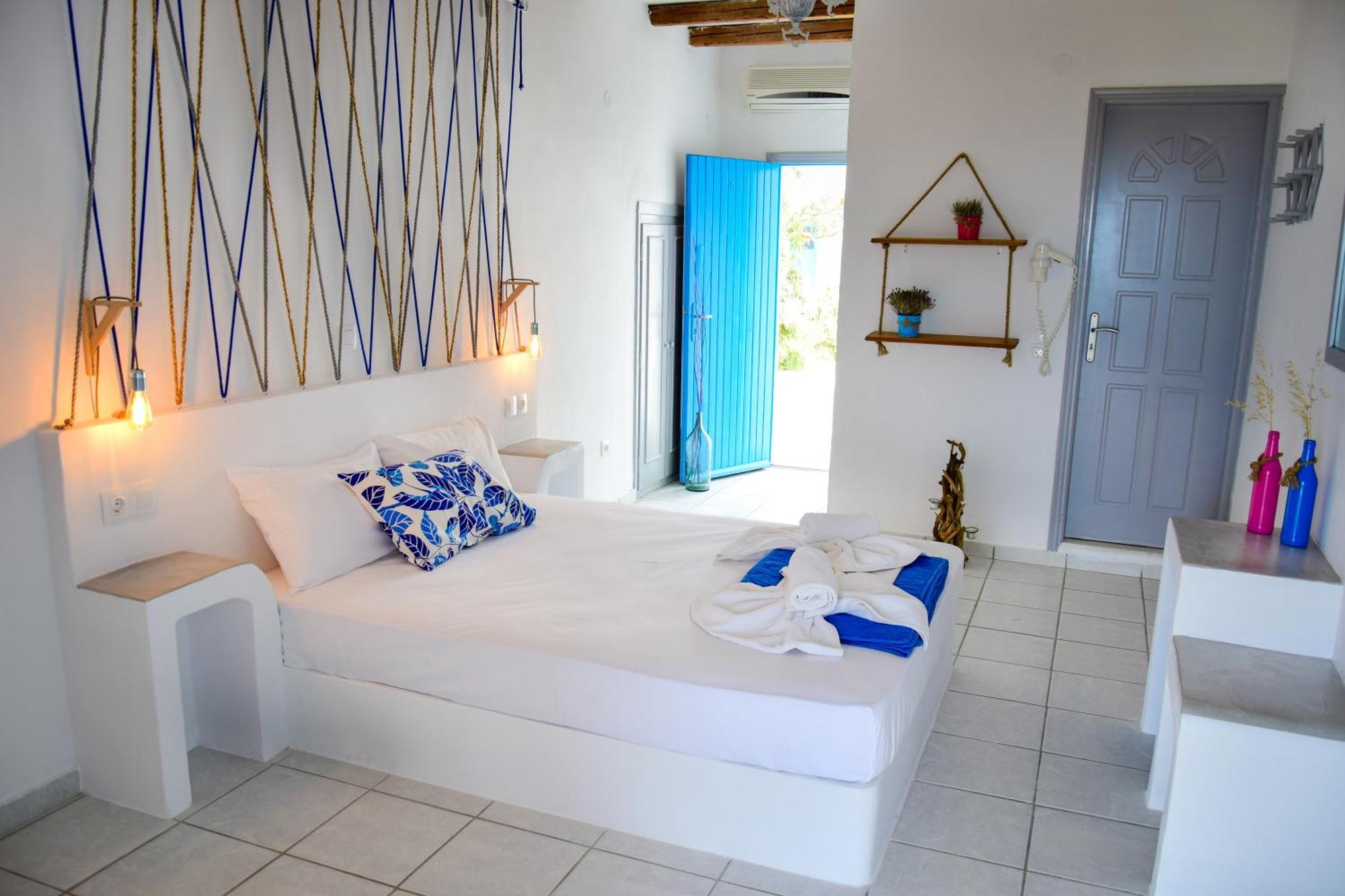 Camares Hotel Alopronia Buitenkant foto
