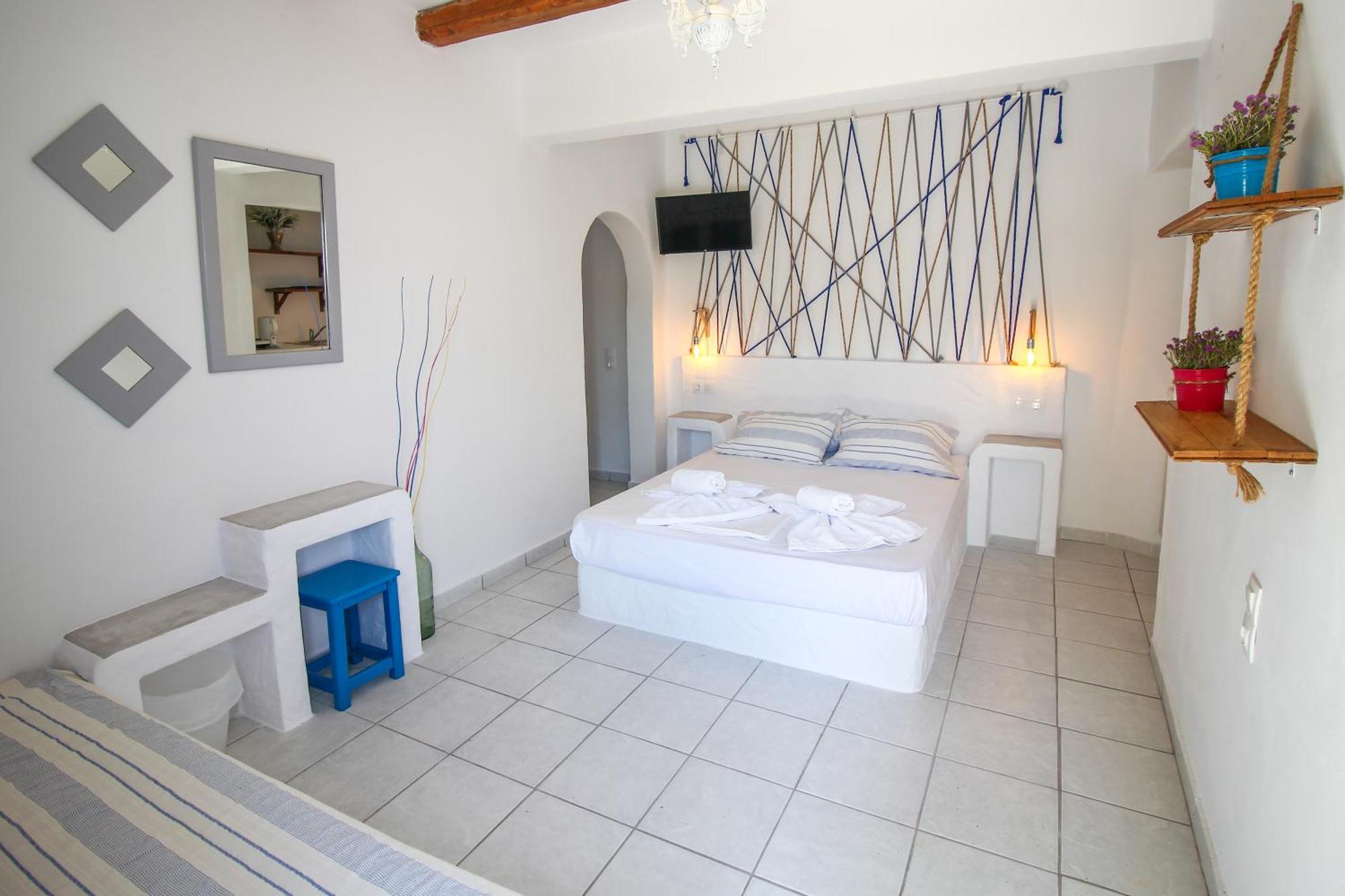 Camares Hotel Alopronia Buitenkant foto