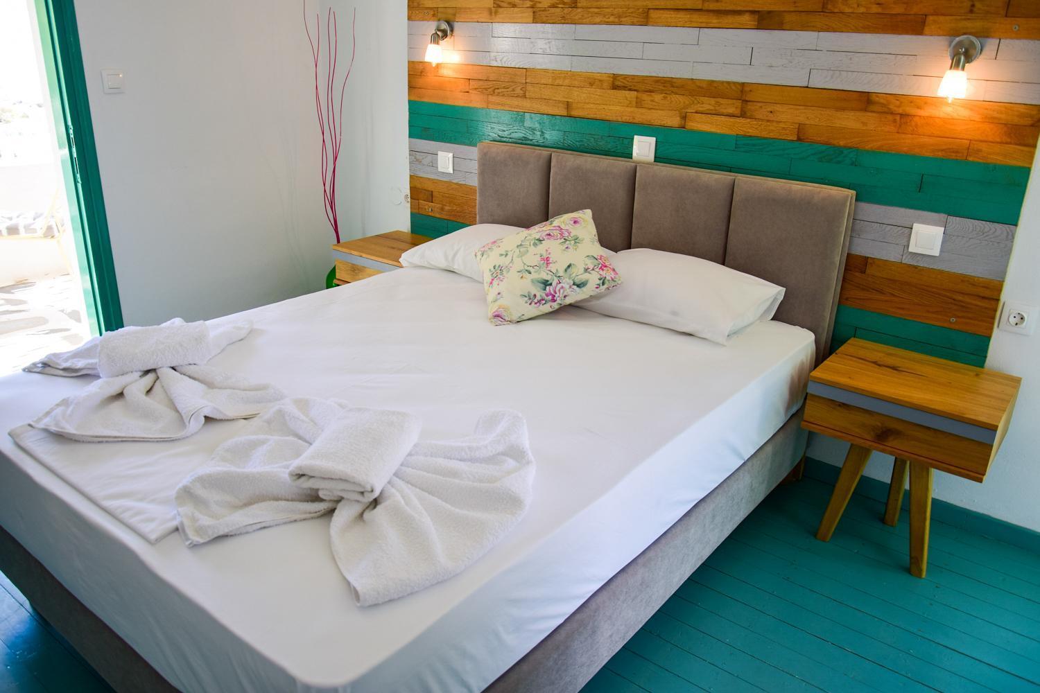 Camares Hotel Alopronia Buitenkant foto