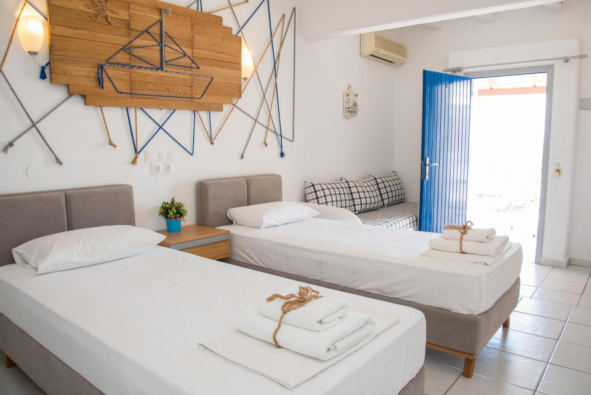 Camares Hotel Alopronia Buitenkant foto